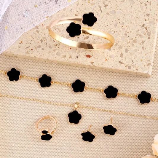 Florales Damen-Set – Komplettschmuck für täglichen Tragekomfort