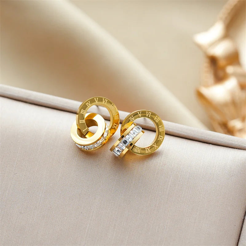 Geometrischer Luxus: Römische Ziffern Gold-Schmuckset 3-teilig